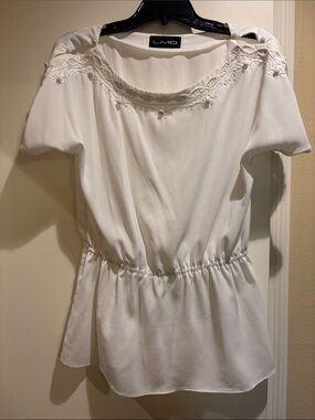 White Women's Short-Sleeve Peplum Top with Lace Trim